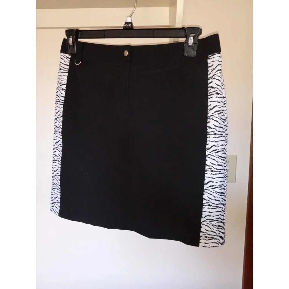 Zenergy Golf by Chico's Zebra Print Side Panel Skort Black White Womens Size 1